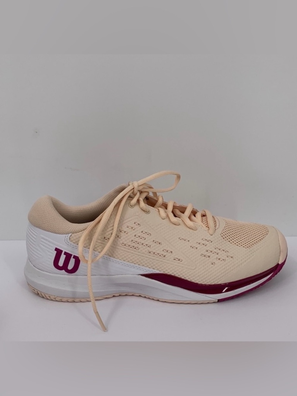 Wilson Rush Pro Ace Clay tennis sneaker shoe low top peach pink mesh women 11